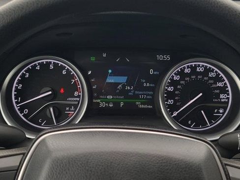 Used 2023 Toyota Camry LE image 24