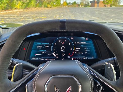 Used 2023 Chevrolet Corvette Stingray Premium Cpe w/ Z51 Performance Package image 27