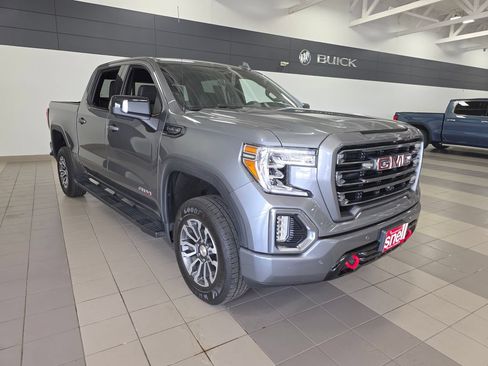 Used 2021 GMC Sierra 1500 AT4 w/ Technology Package AWD/4WD image 7