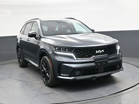 Used 2022 Kia Sorento SX FWD image 2