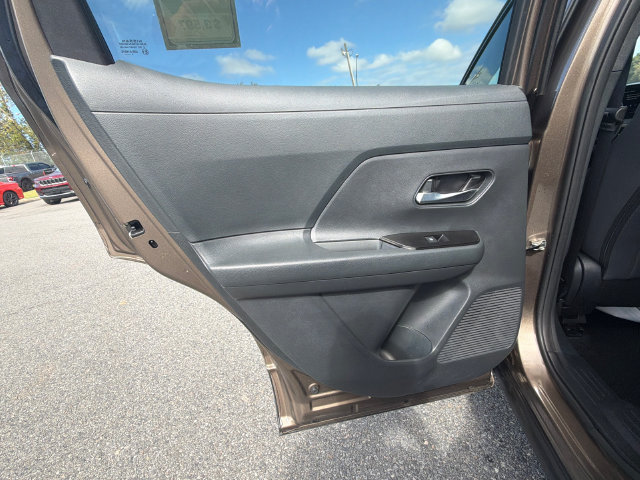 Certified 2026 Nissan Kicks SV FWD image 21