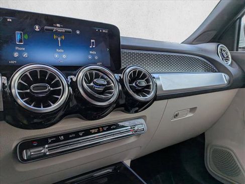 Certified 2025 Mercedes-Benz GLB 250 GLB 250 image 13