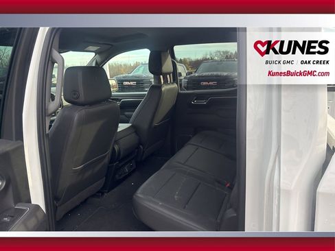 Used 2025 GMC Sierra 1500 SLT image 23