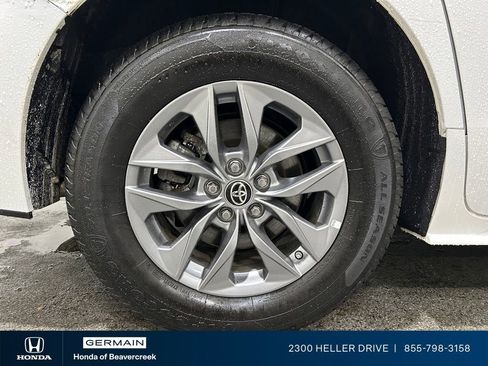 Used 2022 Toyota Sienna LE FWD image 10