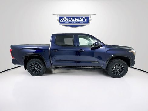 Used 2024 Toyota Tundra Platinum image 9