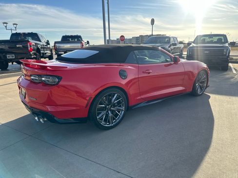 Used 2023 Chevrolet Camaro ZL1 image 5