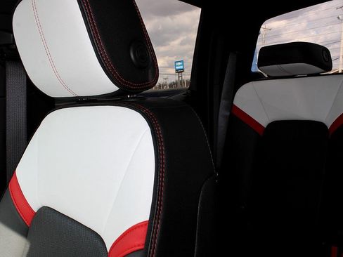 Used 2023 GMC Canyon AT4X image 21