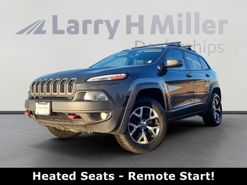 Used 2016 Jeep Cherokee Trailhawk w/ Cold Weather Group image 1
