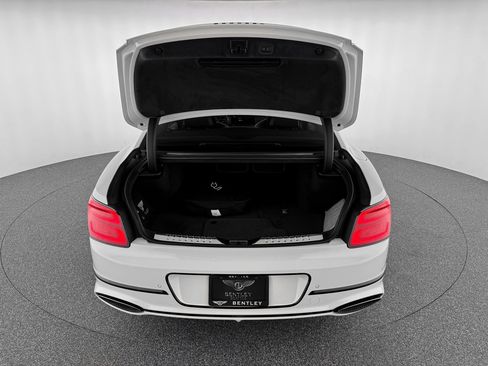 New 2026 Bentley Flying Spur Plug-In Hybrid image 36