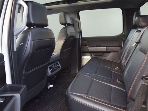 Used 2025 Ford F350 Lariat w/ Lariat Ultimate Package AWD/4WD image 9