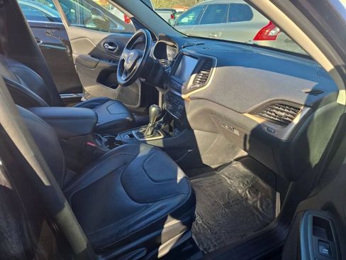 Used 2014 Jeep Cherokee Limited w/ Luxury Group image 7