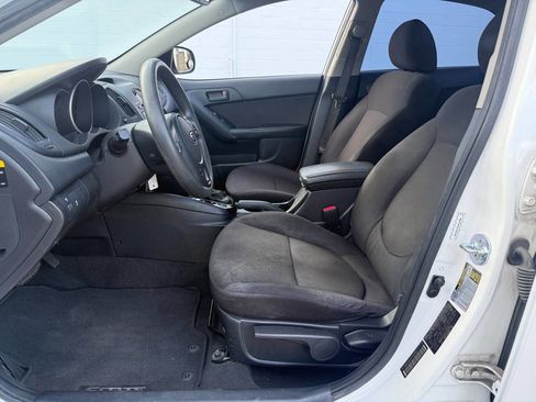 Used 2012 Kia Forte EX w/ Fuel Economy Pkg image 10