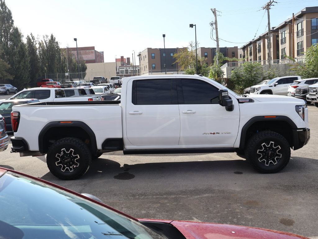 Used 2024 GMC Sierra 2500 AT4X AWD/4WD image 18