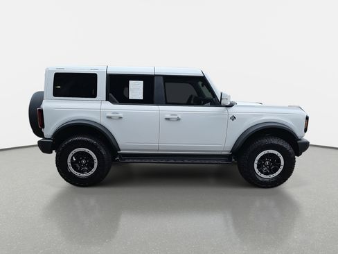 Used 2025 Ford Bronco Outer Banks w/ Sasquatch Package image 5