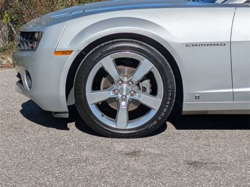 Used 2010 Chevrolet Camaro LT w/ RS Package image 10
