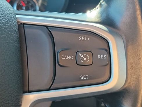 Used 2021 RAM 1500 Big Horn AWD/4WD image 26