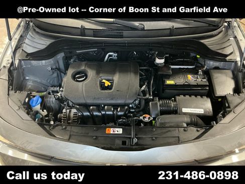 Used 2023 Kia Soul LX w/ LX Technology Package FWD image 10