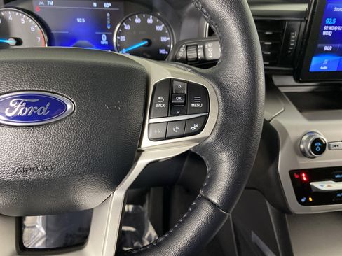 Used 2022 Ford Explorer XLT w/ Equipment Group 202A image 23