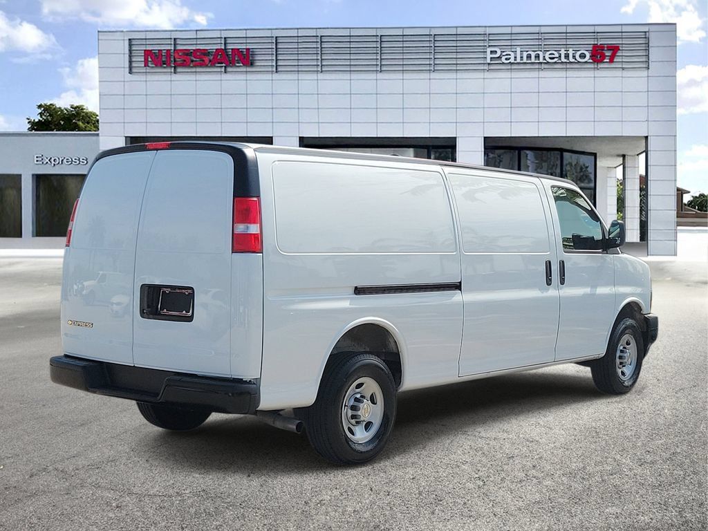 Used 2025 Chevrolet Express 2500 Extended w/ Driver Convenience Package RWD image 6