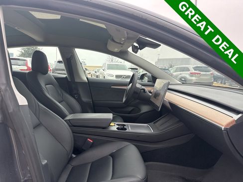 Used 2023 Tesla Model 3 Standard Range image 11