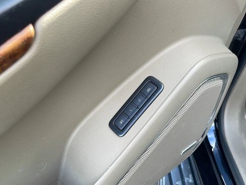 Used 2020 Chevrolet Suburban Premier image 20