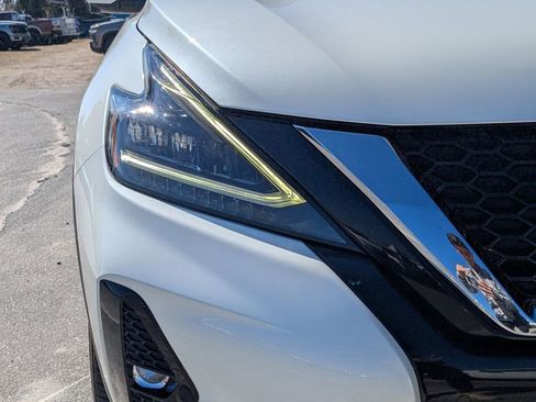 Used 2022 Nissan Murano SL w/ SL Moonroof Package image 9