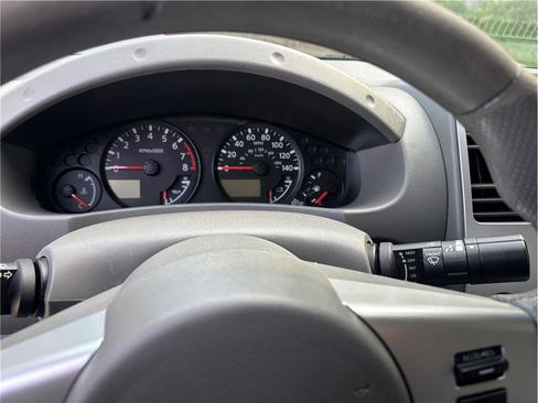 Used 2017 Nissan Frontier SV image 10