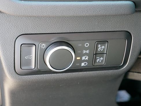 Used 2024 Ford Escape ST-Line w/ Tech Pack #1 AWD/4WD image 18