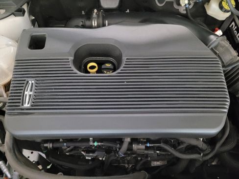 Used 2020 Lincoln Corsair Reserve w/ Appearance Package image 30