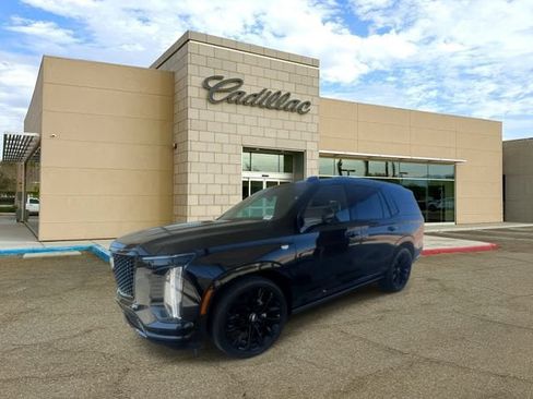 New 2026 Cadillac Escalade Platinum Sport AWD/4WD image 4
