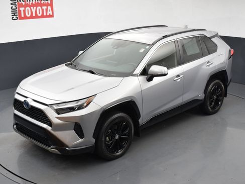 Used 2022 Toyota RAV4 SE AWD/4WD image 23
