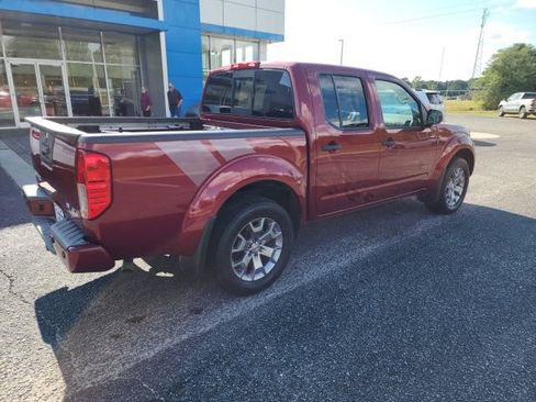 Used 2021 Nissan Frontier SV image 7