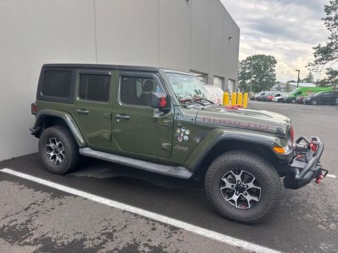 Used 2022 Jeep Wrangler Unlimited Rubicon w/ Cold Weather Group AWD/4WD image 5