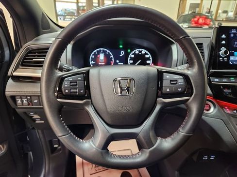 Certified 2025 Honda Odyssey Sport-L image 18