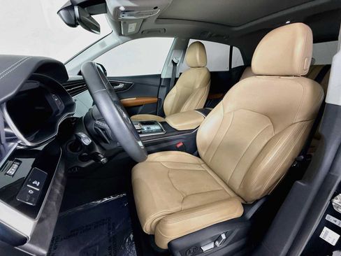 Used 2024 Audi Q8 Prestige AWD/4WD image 5