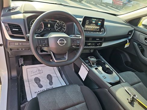 New 2026 Nissan Rogue SV FWD image 21