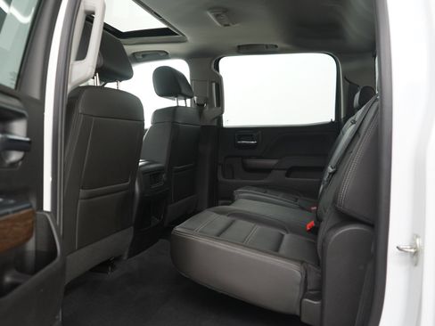 Used 2019 GMC Sierra 2500 Denali AWD/4WD image 16