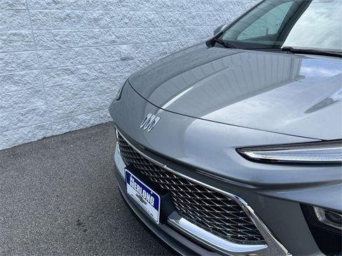 Used 2024 Buick Encore GX Avenir w/ Avenir Convenience Package image 28