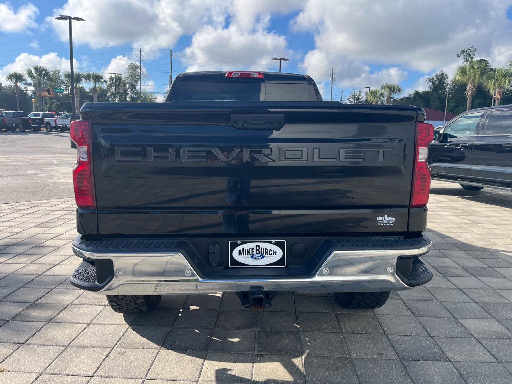 Used 2024 Chevrolet Silverado 1500 W/T w/ WT Value Package AWD/4WD image 5