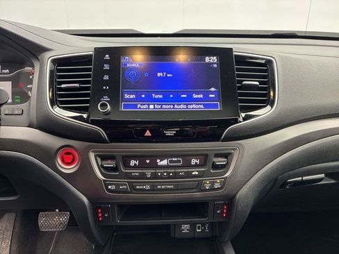 Used 2023 Honda Ridgeline RTL image 14