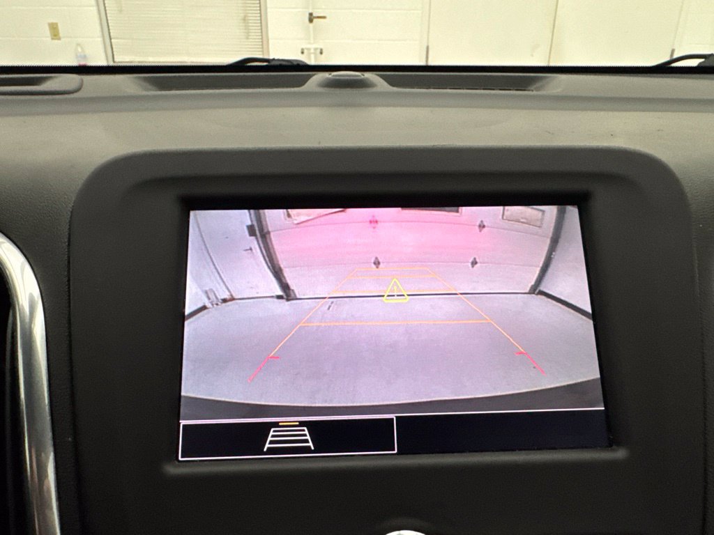Used 2022 Chevrolet Equinox LS AWD/4WD image 22