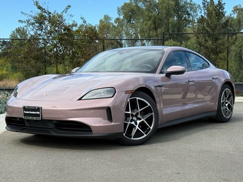 Used 2025 Porsche Taycan image 1