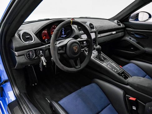 Used 2024 Porsche 718 Cayman GT4 RS RWD image 2