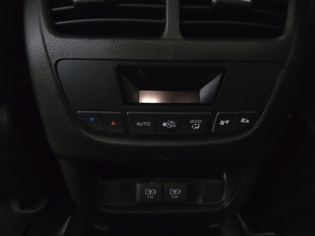 Used 2020 Acura MDX w/ Technology Package AWD/4WD image 26