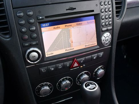 Used 2009 Mercedes-Benz SLK 300 image 13