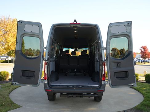 New 2026 Mercedes-Benz Sprinter 2500 image 19