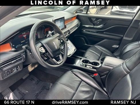 Used 2022 Lincoln Corsair Reserve w/ Equipment Group 201A image 12