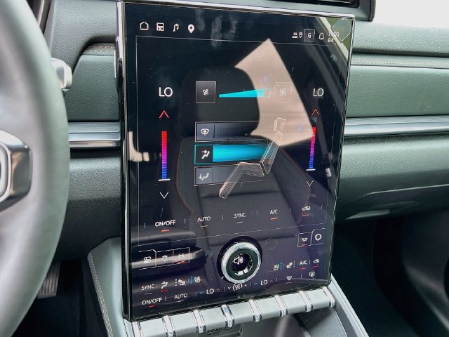 New 2027 GMC Terrain AT4 w/ Convenience Package III AWD/4WD image 11