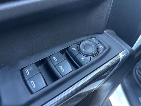 Used 2021 GMC Sierra 1500 AT4 image 25