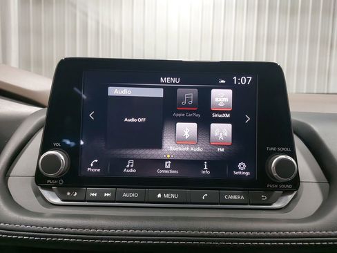 Used 2023 Nissan Rogue SV w/ SV Premium B Package image 23